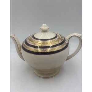 Crown Ducal Duchess Round Covered Teapot